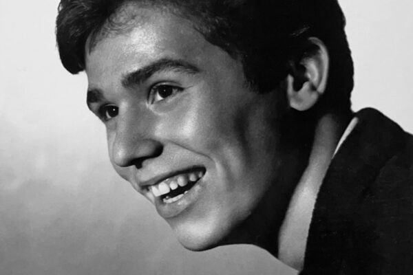 Un jovencísimo Raphael, en los años de la academia de Manuel Gordillo.