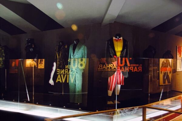 Algunos de los trajes de escena expuestos. Uno de los grandes atractivos del museo.