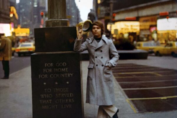 El cantante en Times Square, durante su temporada en el Royal Box.